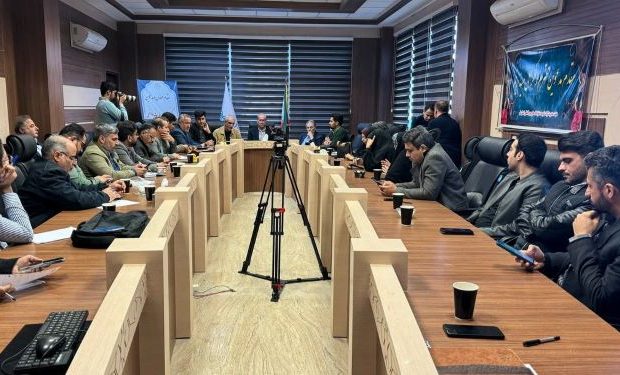 نمایش صنعت کفش قم در نمایشگاه بینالمللی نمایش صنعت کفش قم در نمایشگاه بینالمللی