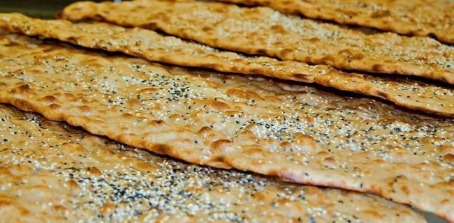 سنگک قم در خطر است!